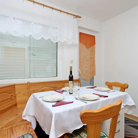 Apartment With A Parking Space Klenovica, Novi Vinodolski - 23100