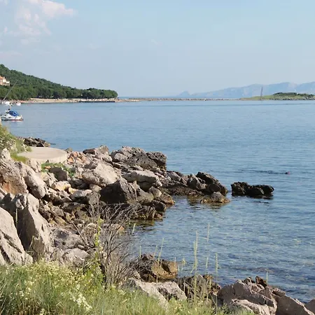 With Parking Spaces Klenovica, Novi Vinodolski - 23100 Daire *