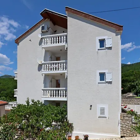 Daire With Parking Spaces Klenovica, Novi Vinodolski - 23100 Klenovica