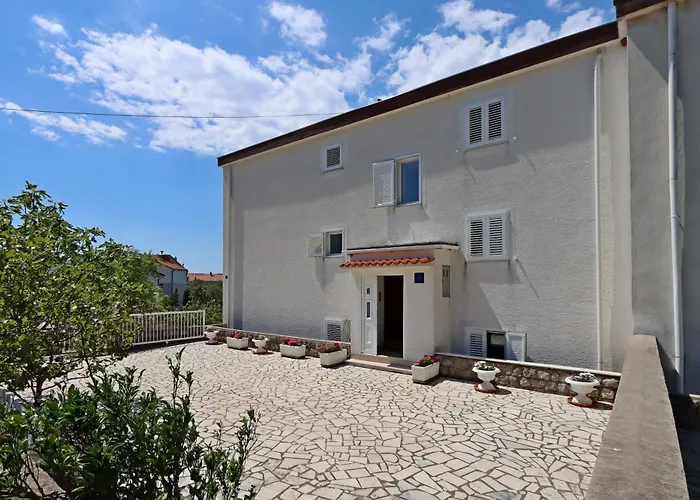 With Parking Spaces Klenovica, Novi Vinodolski - 23100 Διαμέρισμα